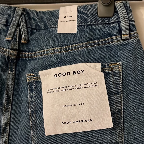 Good American Good Boy High Rise Straight Leg Jeans w/ Spilt Hem - Picture 10 of 12